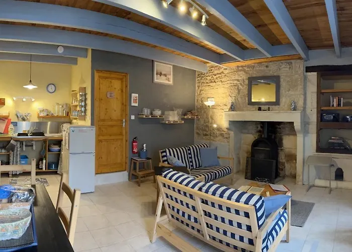 Holiday home Le Bois De L'eglise Villiers-le-Roux