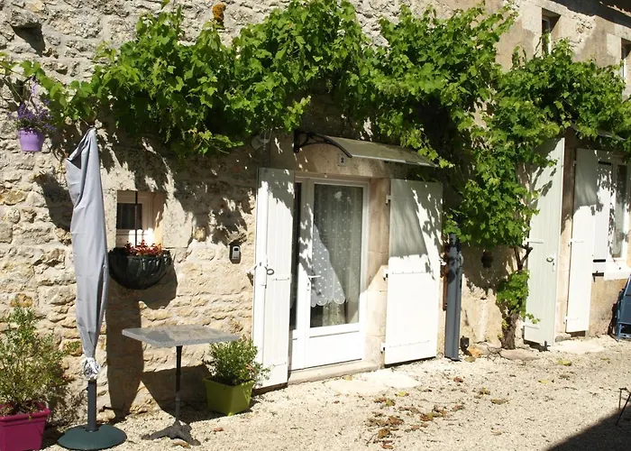 Holiday home Le Bois De L'eglise Villiers-le-Roux